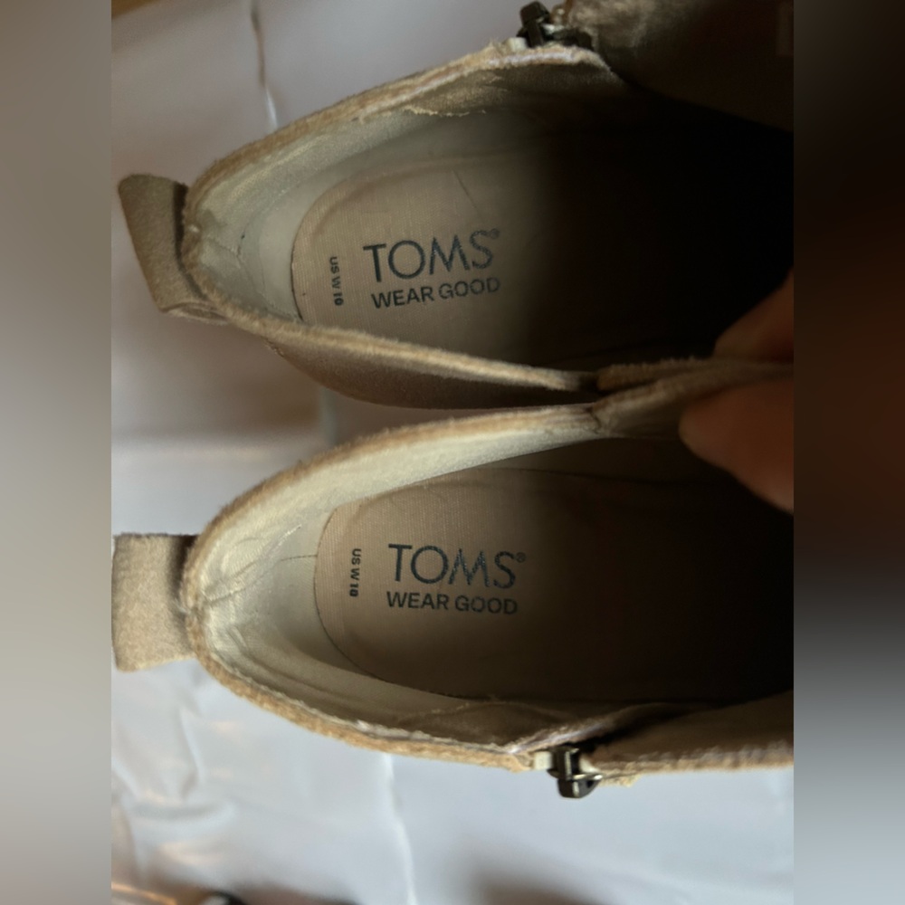 Toms Beige Suede Ankle Booties - Picture 4 of 9